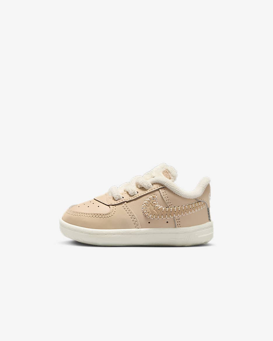 Nike bebe 1 an hot sale